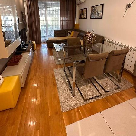 Dono Apartment Skopje Esterno foto