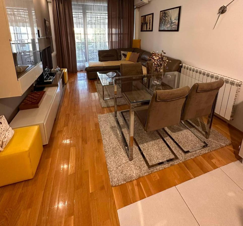 Dono Apartment Skopje Esterno foto