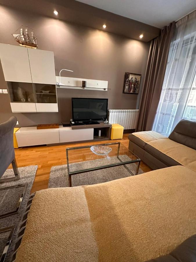 Dono Apartment Skopje Esterno foto